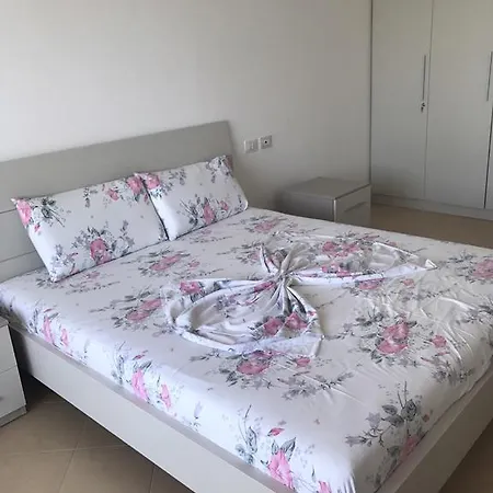 Lucky Lux Apartament Wlora