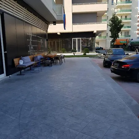 Lucky Lux Apartament Wlora