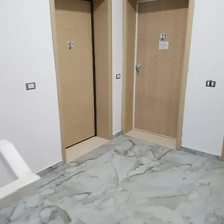 Lucky Lux Apartament Wlora